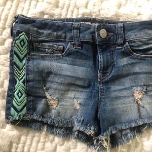 Express Tribal Jean Shorts-00